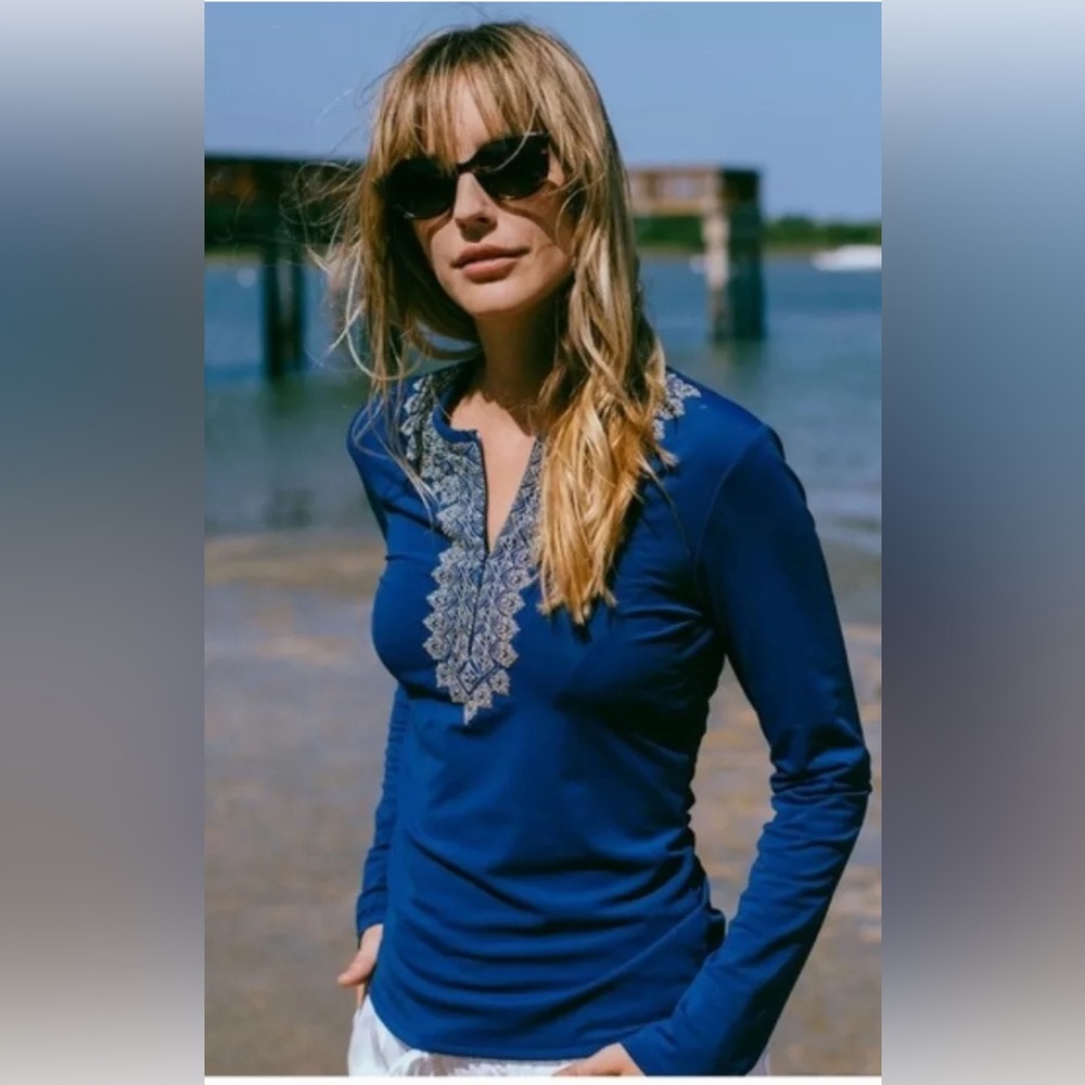 Cabana Life: NWT! Sz Small, Blue Zip Embroidered Rashguard Swim Top. UPF 50+